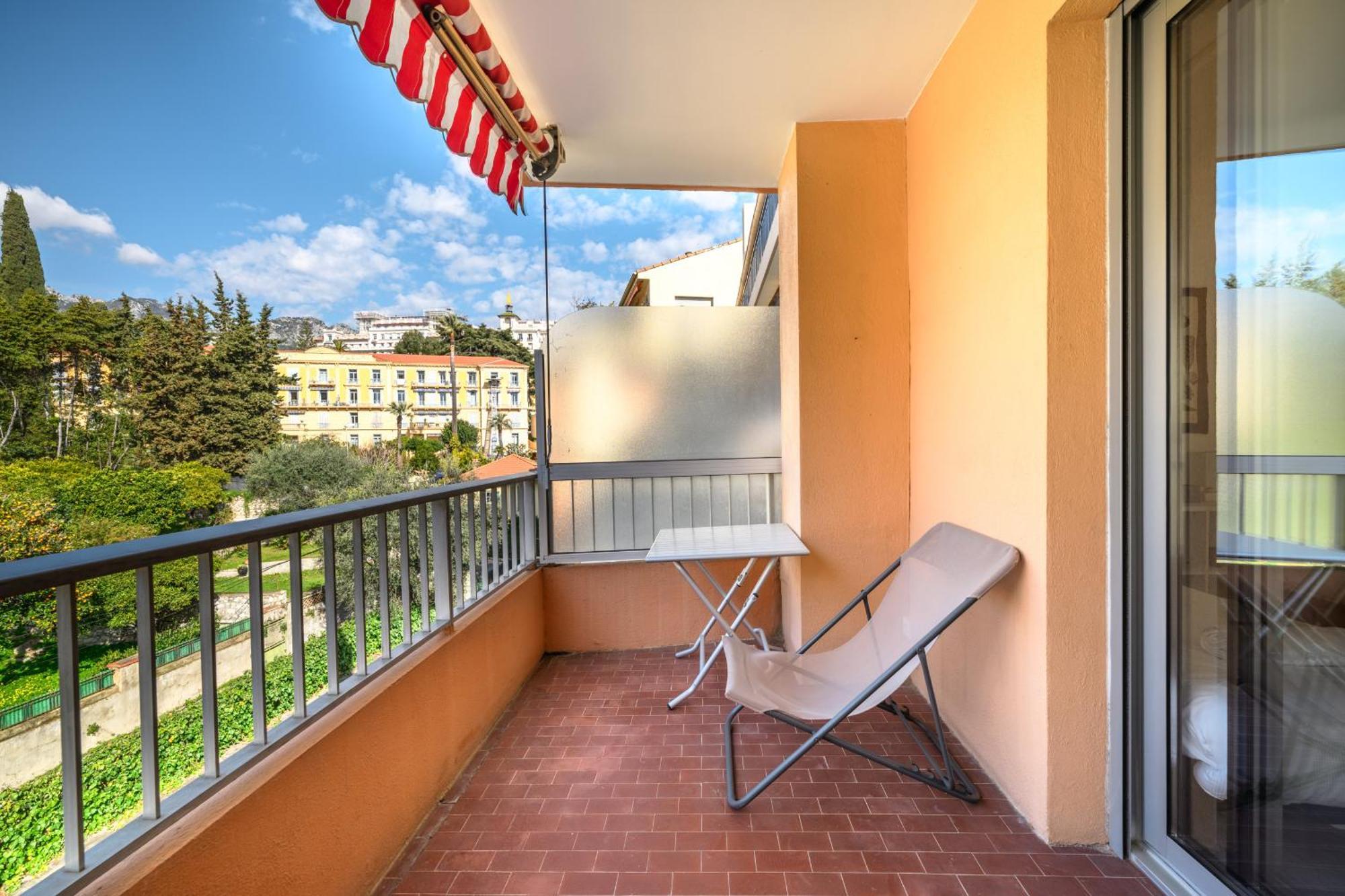 'L'Alicante Proche' Gare, Terrasse, Vue Mer Mentone Esterno foto